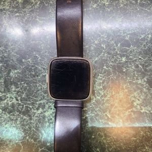 Fitbit Versa Lite